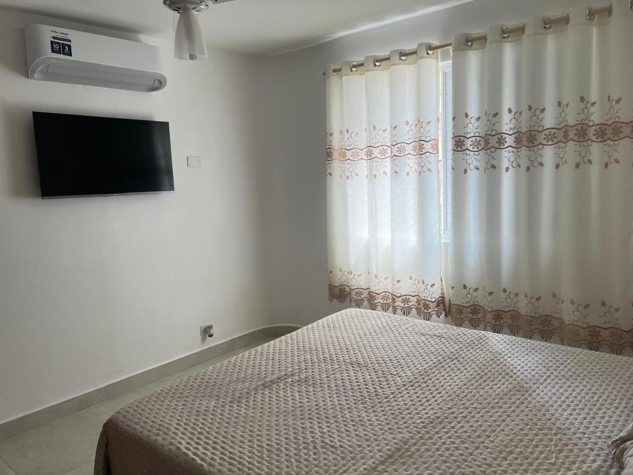 Beleza De Apartamento 300 Metros Da Praia Guarujá Exterior photo