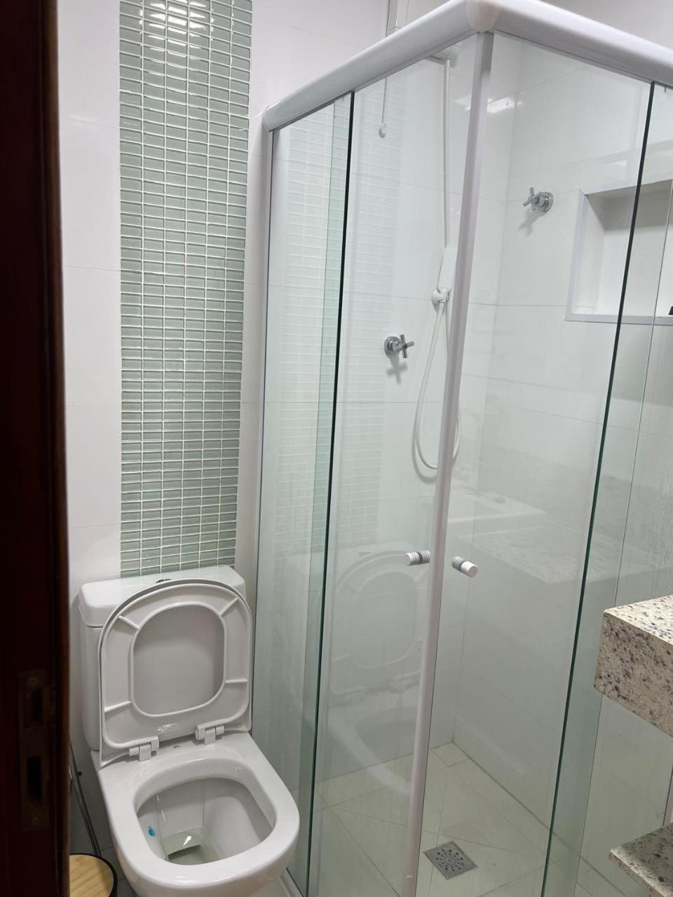 Beleza De Apartamento 300 Metros Da Praia Guarujá Exterior photo